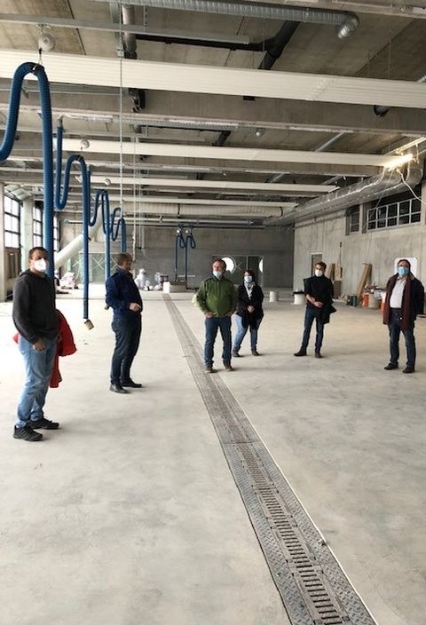 An unterschiedlichen Tagen besuchten die Gemeinderät*innen die Baustelle. Fotos: Gemeinde