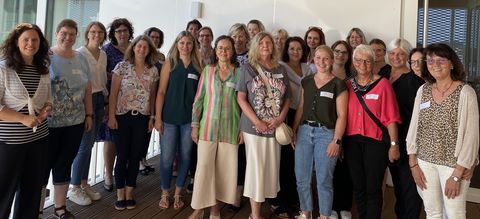 Assistentinnen aus 28 Enzkreisgemeinden kommen zusammen, um Ideen auszutauschen und ein Netzwerk aufzubauen – ein vielversprechender Start in eine rege Zusammenarbeit.