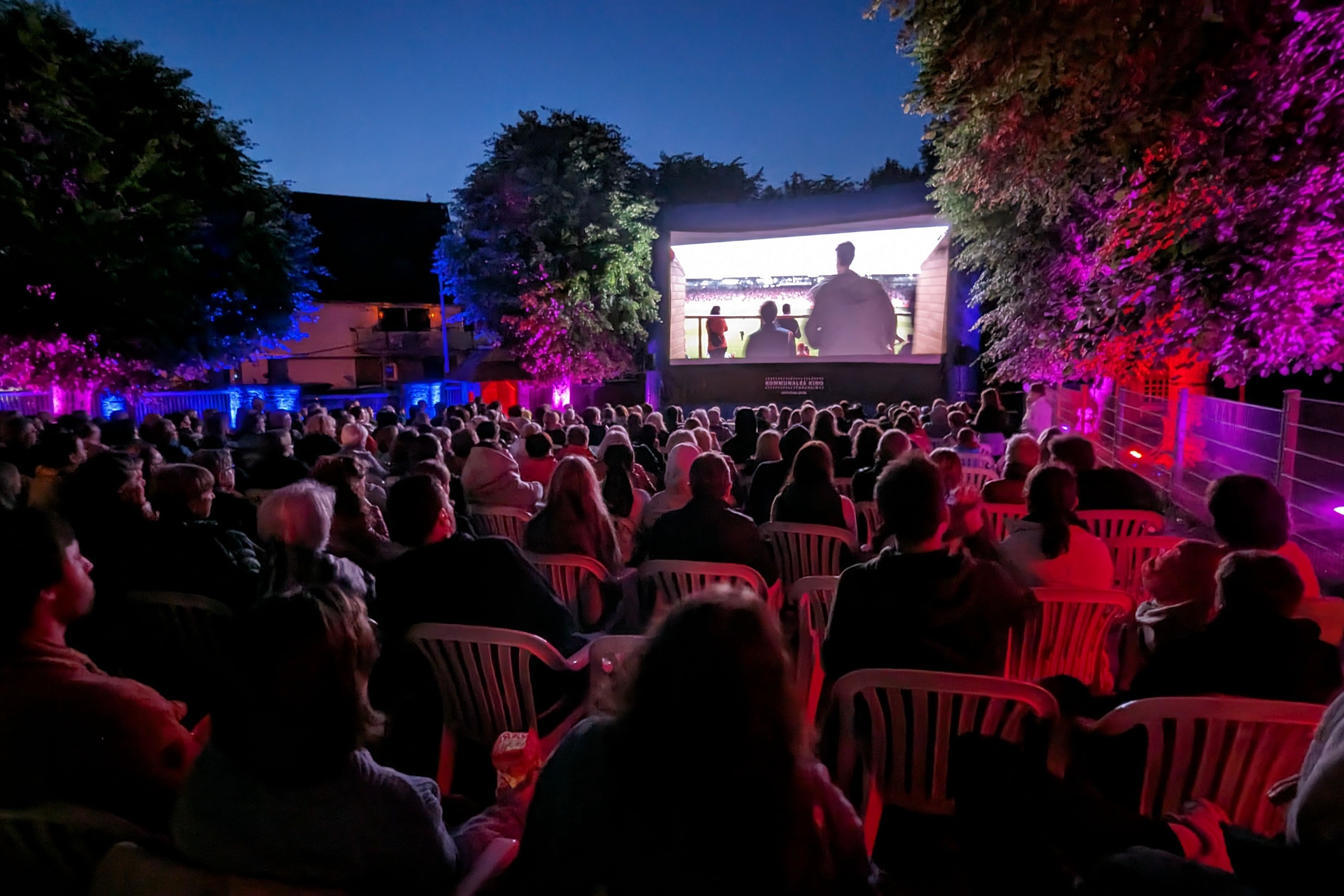 Tolle Stimmung: Film und Ambiente der zweiten Straubenhardter Filmnacht kamen bestens an.