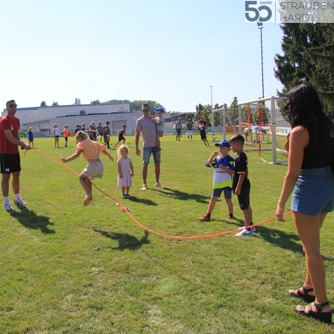 Straubenhardt spielt in Feldrennach