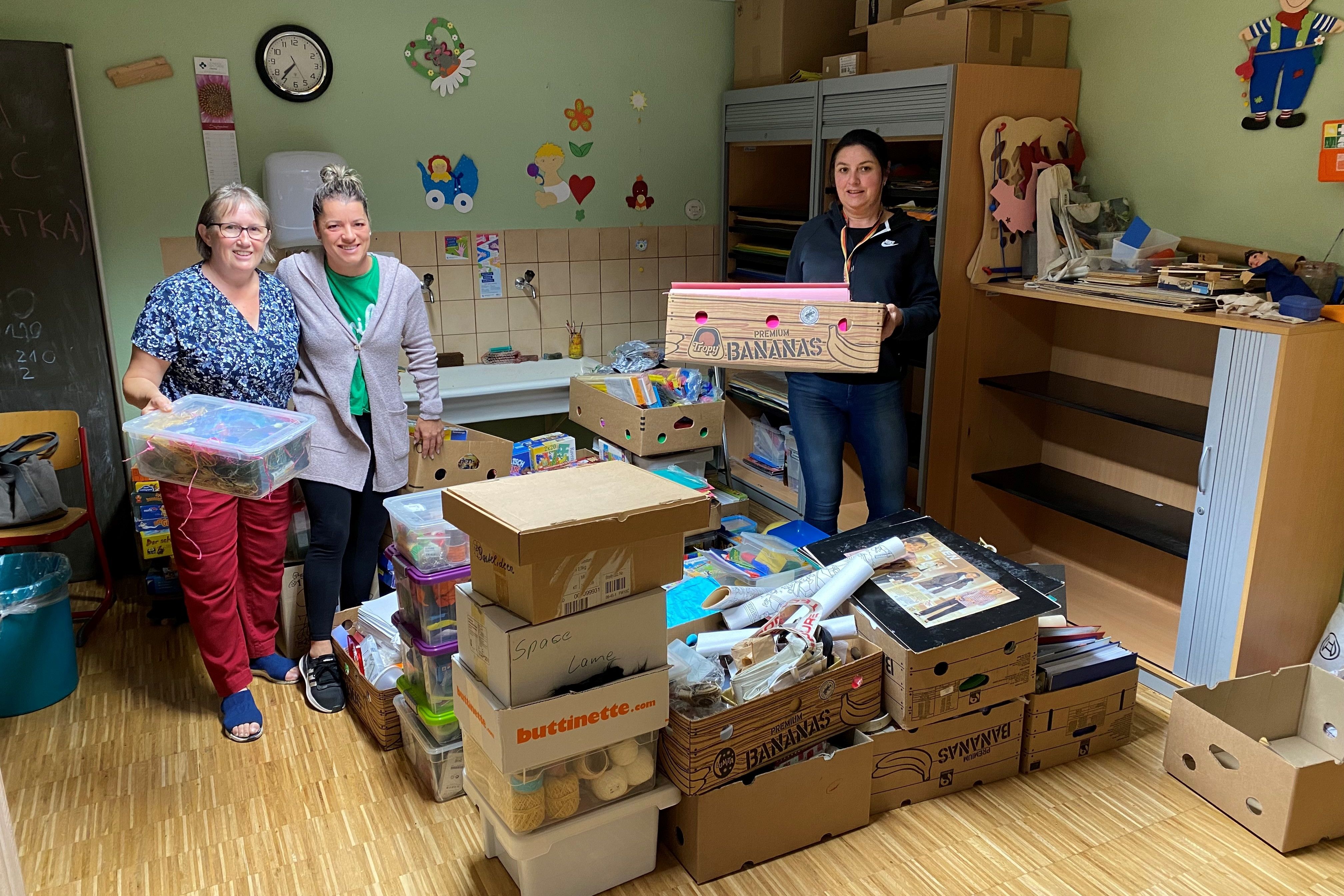 Das Team der Kernzeit packt kräftig mit an