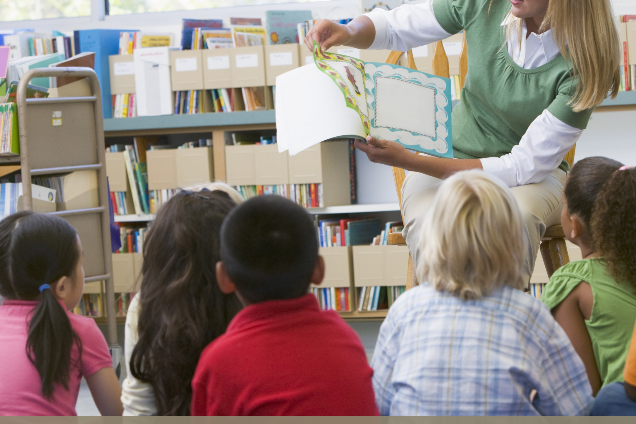 Der Vorlesespaß findet immer am 1. Montag des Monats in der Gemeindebücherei Schwann und jeden 3. Donnerstag des Monats in der Gemeindebücherei Ottenhausen statt.