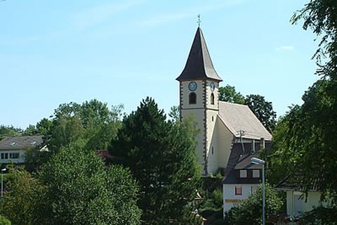 Blick zur Stephanskirche Feldrennach