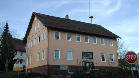 Rathaus Feldrennach